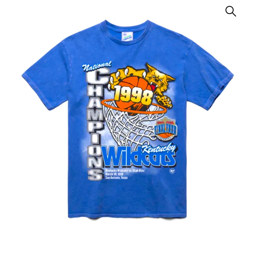 NWT KENTUCKY WILDCATS LOCKER '47 VINTAGE
TUBULAR TEE. Size Large.